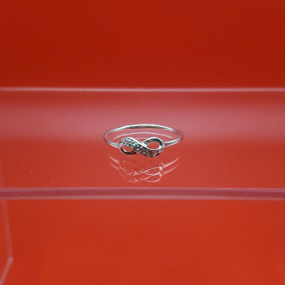 Size 8.75 925 Sterling Silver Clear Cubic Zirconia Infinity Symbol Ring